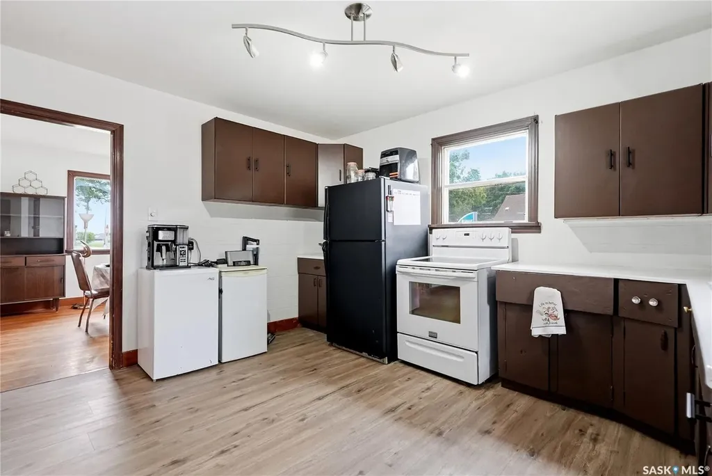 1701 C Avenue N Saskatoon SK S7L 1L6