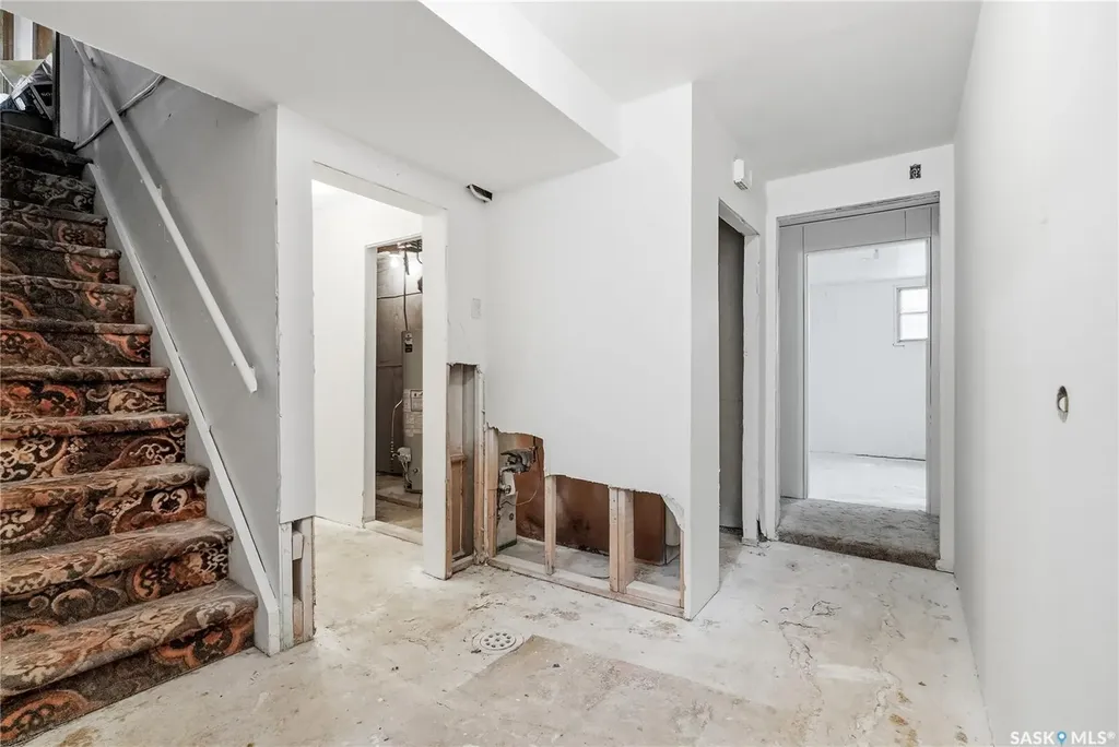 1701 C Avenue N Saskatoon SK S7L 1L6