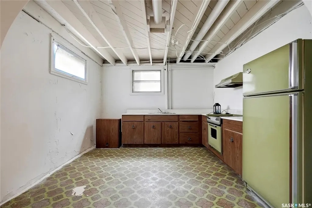 1701 C Avenue N Saskatoon SK S7L 1L6