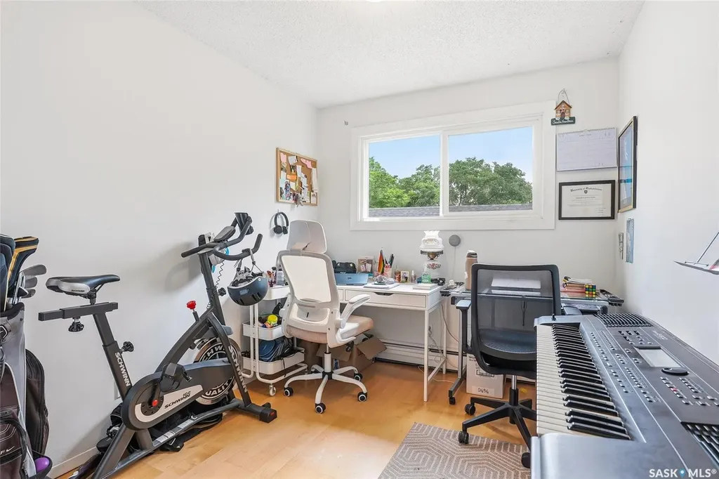 719 10th Street E Saskatoon SK S7H 0H2