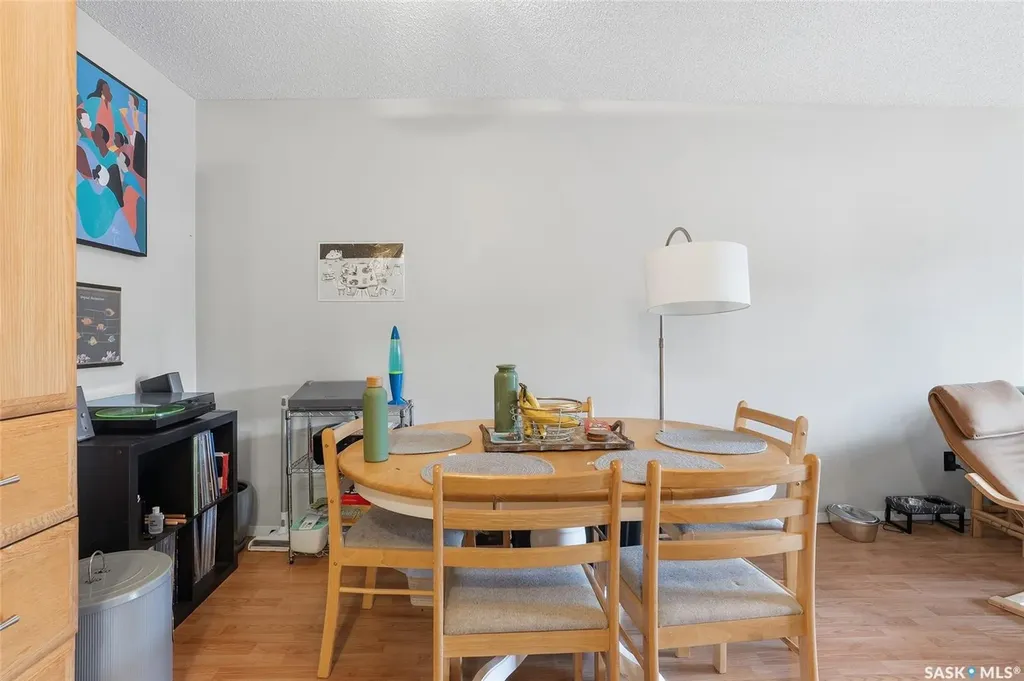 719 10th Street E Saskatoon SK S7H 0H2