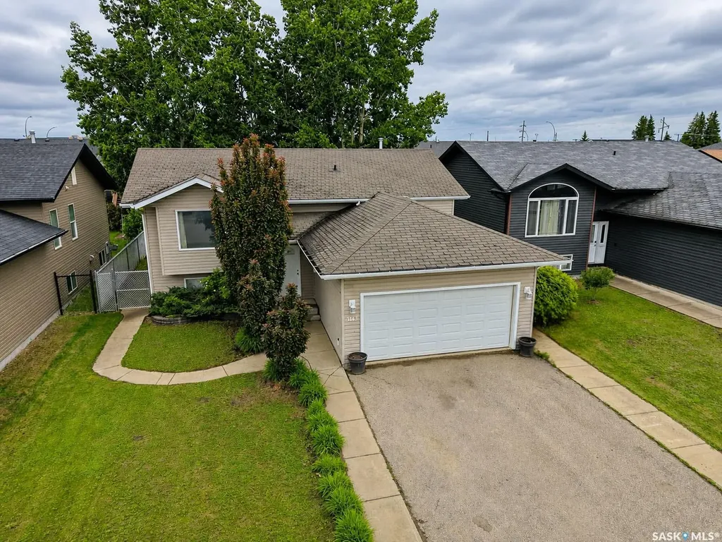 3143 Weir Road Prince Albert SK S6V 0A5