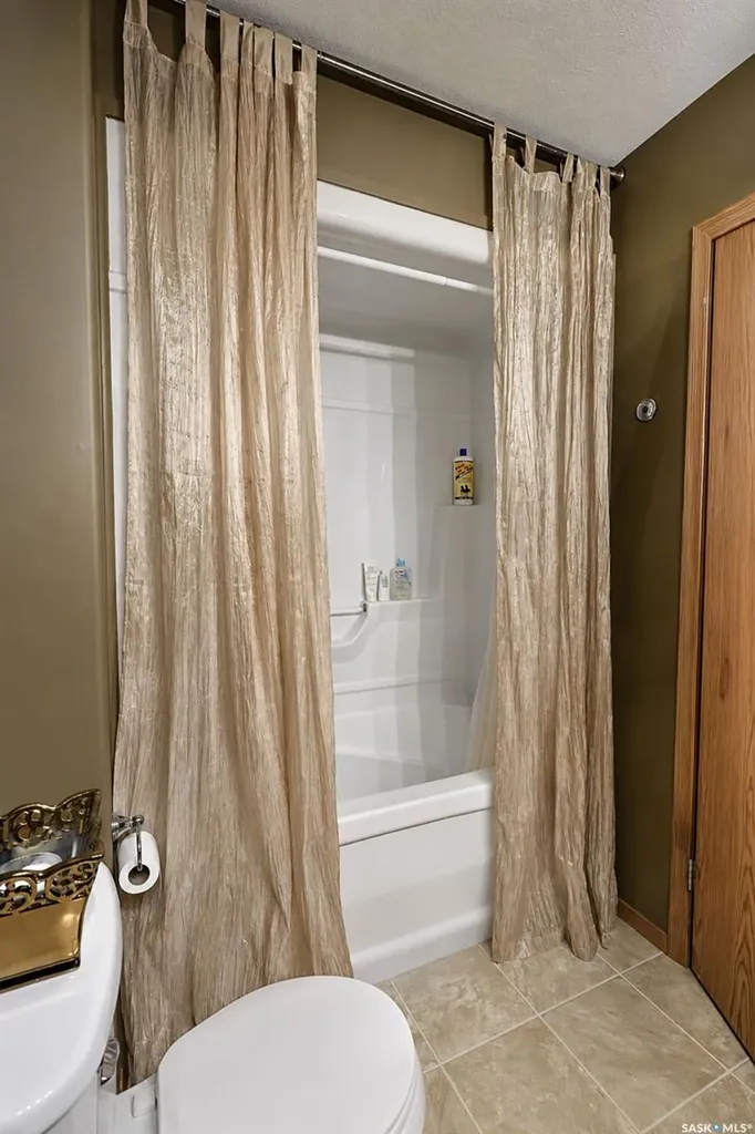 3143 Weir Road Prince Albert SK S6V 0A5