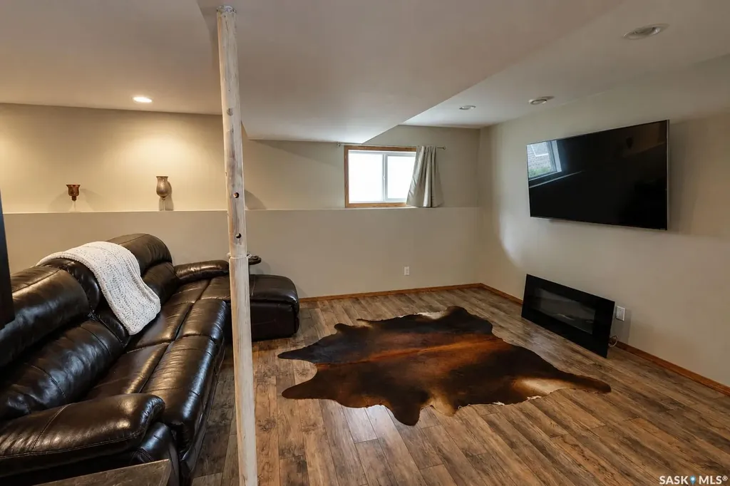 3143 Weir Road Prince Albert SK S6V 0A5