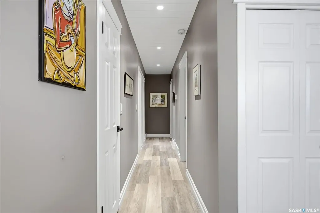 82 Compton Road Regina SK S4S 2Y3