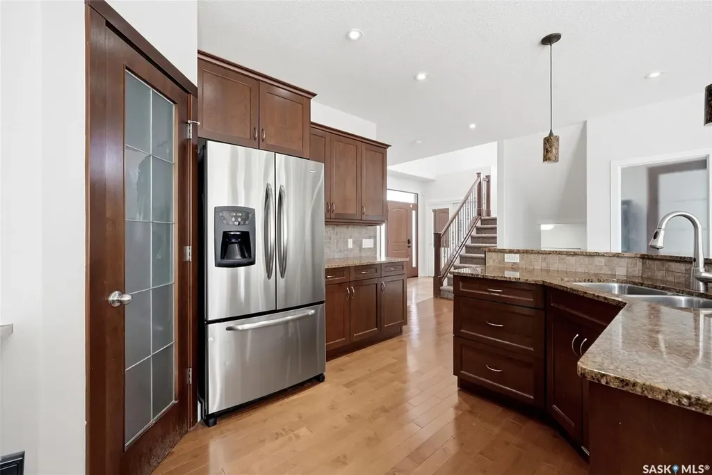 8025 Wascana Gardens Crescent Regina SK S4V 1G8