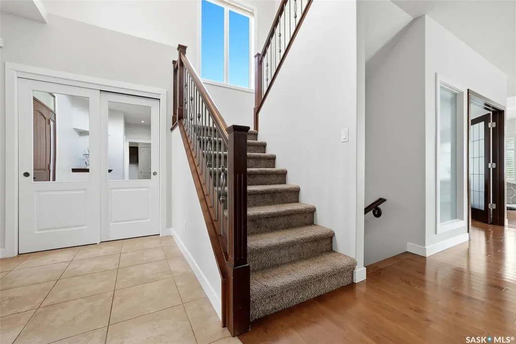 8025 Wascana Gardens Crescent Regina SK S4V 1G8
