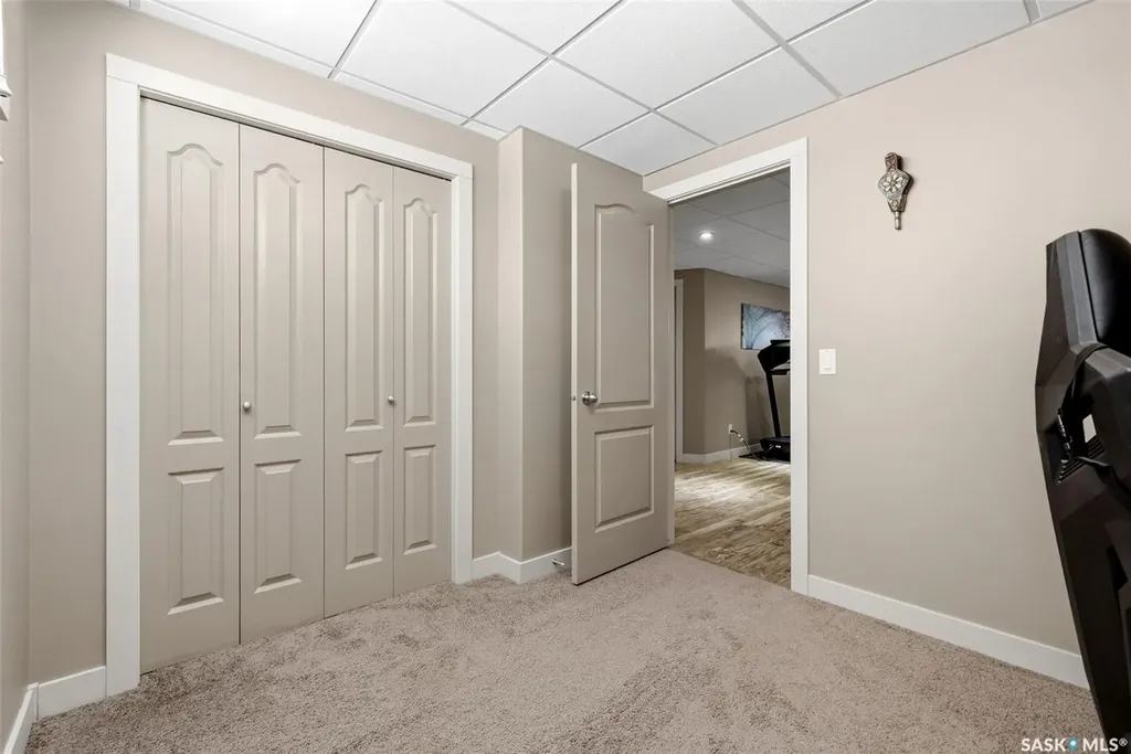 8025 Wascana Gardens Crescent Regina SK S4V 1G8