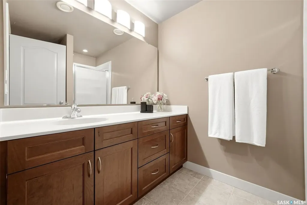 8025 Wascana Gardens Crescent Regina SK S4V 1G8
