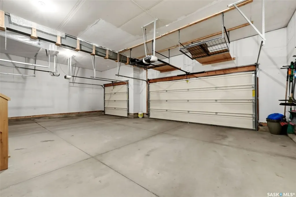 8025 Wascana Gardens Crescent Regina SK S4V 1G8