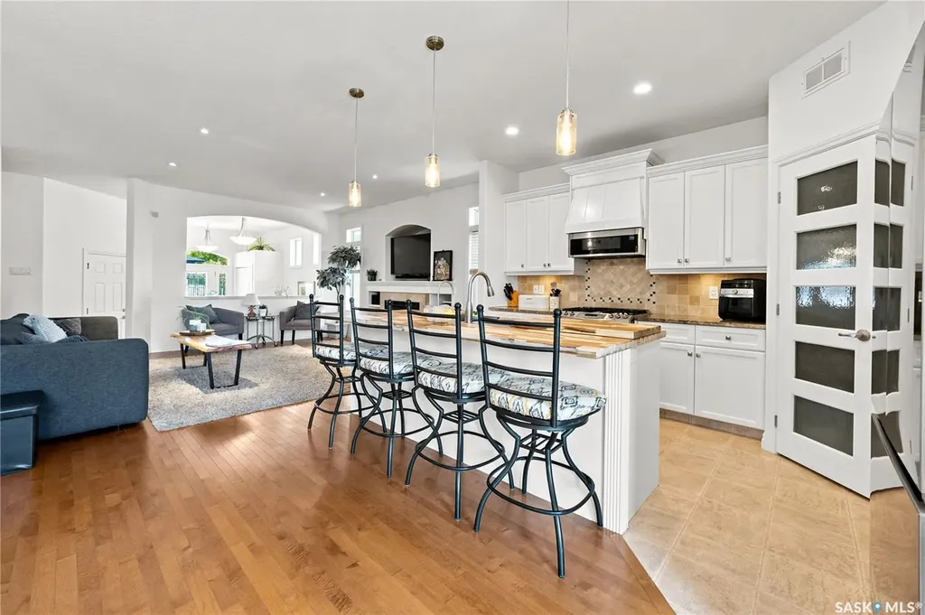 4559 Cudmore Crescent Regina SK S4X 0B7