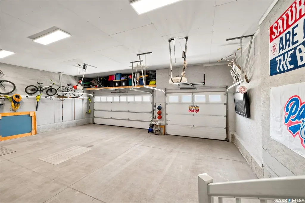 4559 Cudmore Crescent Regina SK S4X 0B7