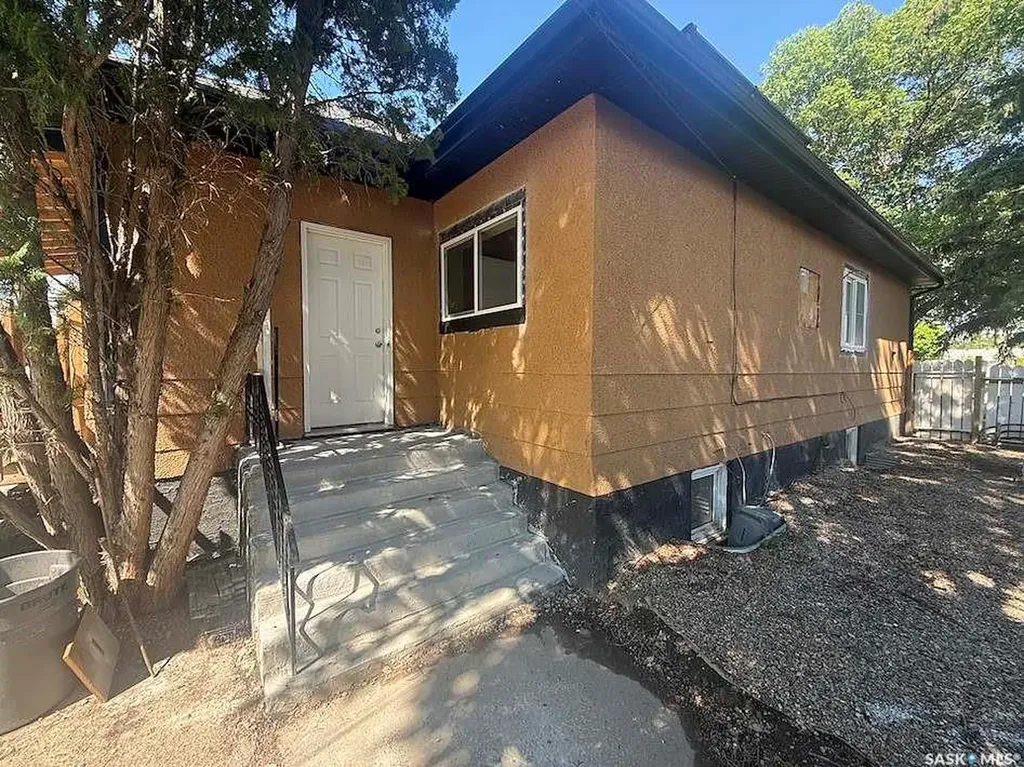 1691 104th Street North Battleford SK S9A 1P6