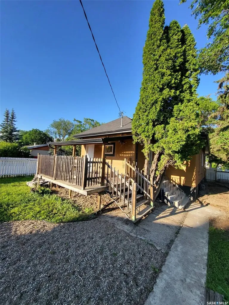 1691 104th Street North Battleford SK S9A 1P6