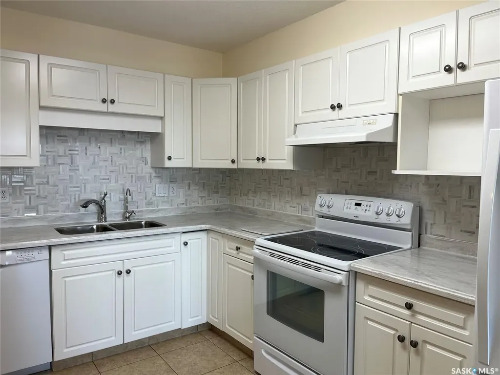 2300 Tell Place Regina SK S4V 3C3