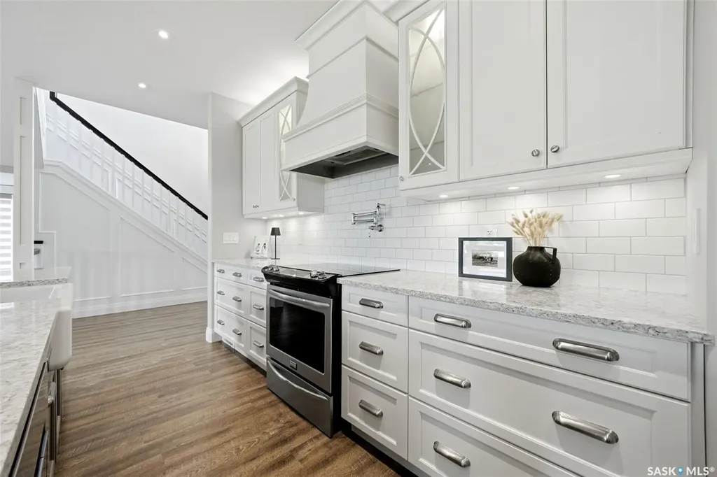 3 Oxford Bay White City SK S4L 0C6