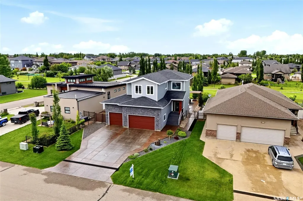 3 Oxford Bay White City SK S4L 0C6