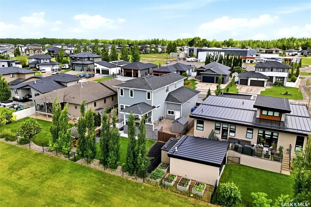 3 Oxford Bay White City SK S4L 0C6