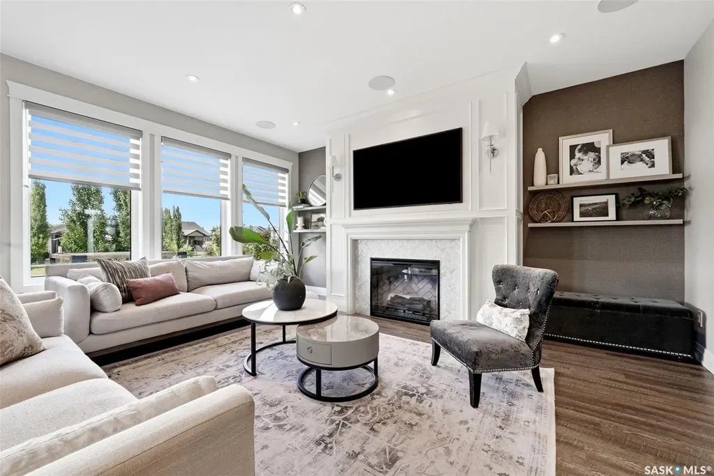 3 Oxford Bay White City SK S4L 0C6