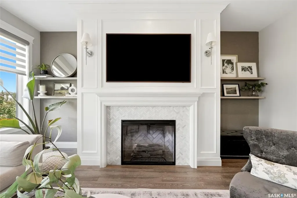 3 Oxford Bay White City SK S4L 0C6