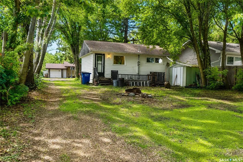 608 3rd Avenue Cudworth SK S0K 1B0