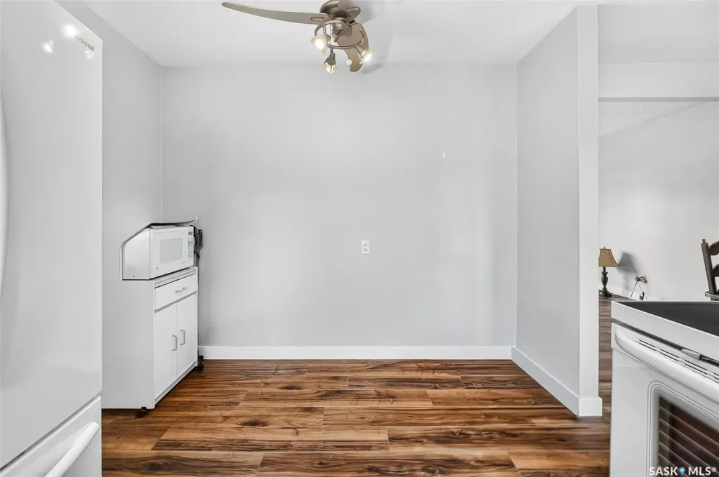 1028 Rorison Avenue Moose Jaw SK S6H 6W5