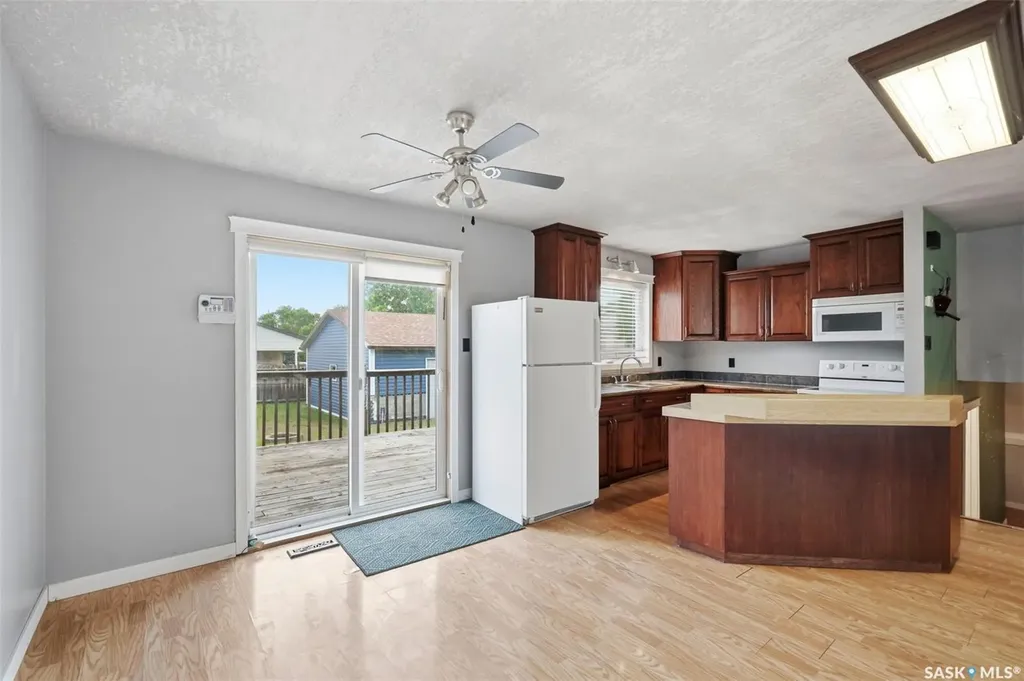 483 Wakabayashi Crescent Saskatoon SK S7K 7M6