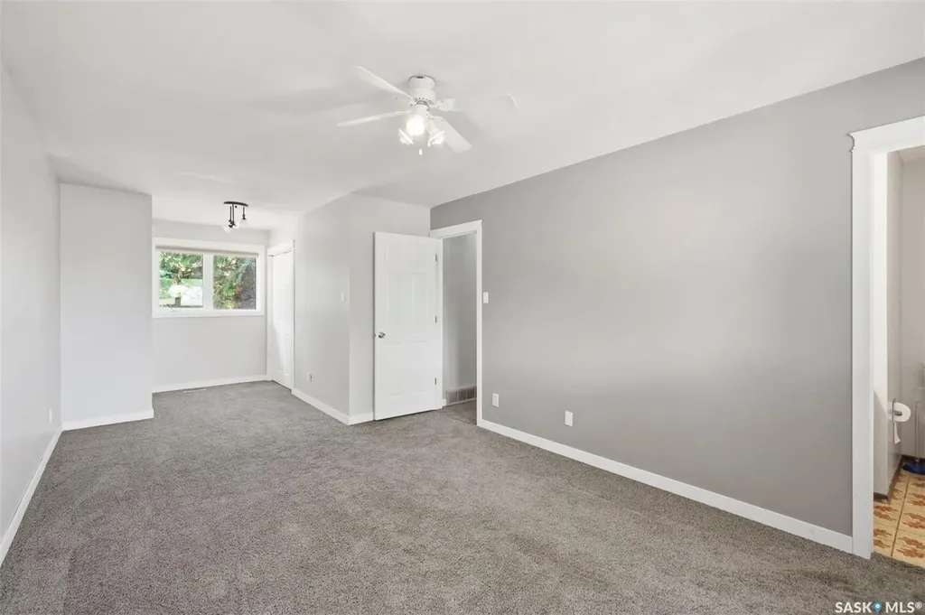483 Wakabayashi Crescent Saskatoon SK S7K 7M6