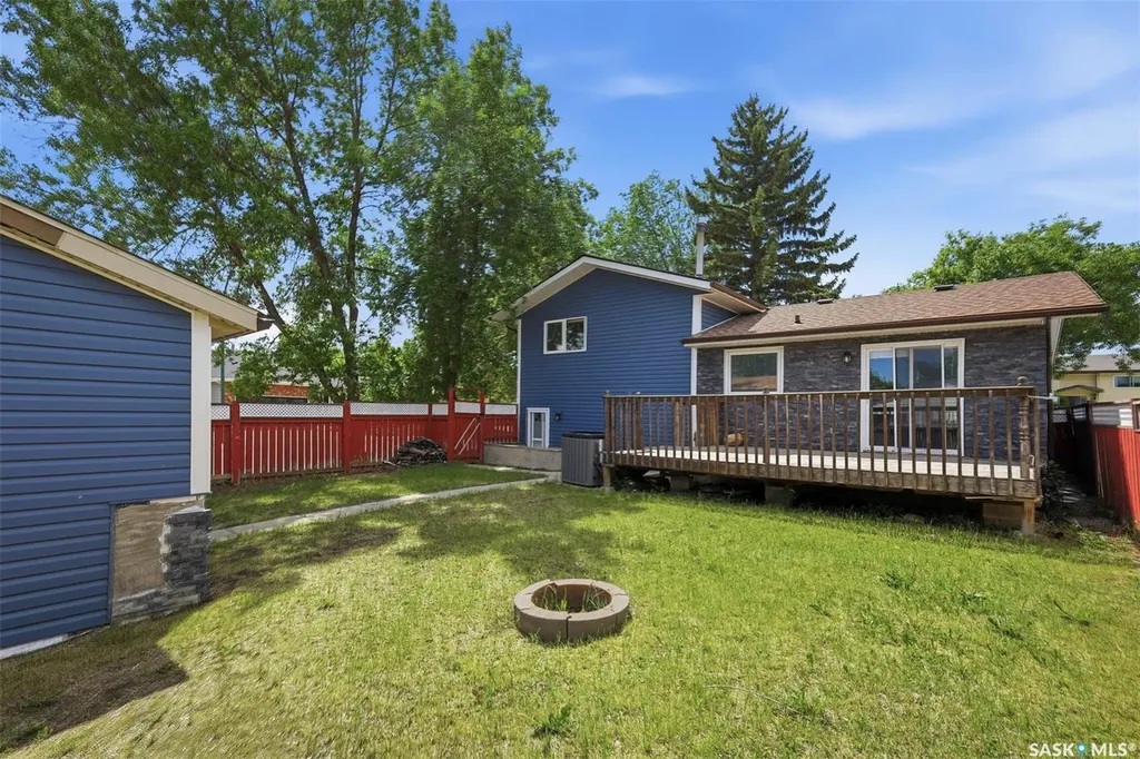 483 Wakabayashi Crescent Saskatoon SK S7K 7M6