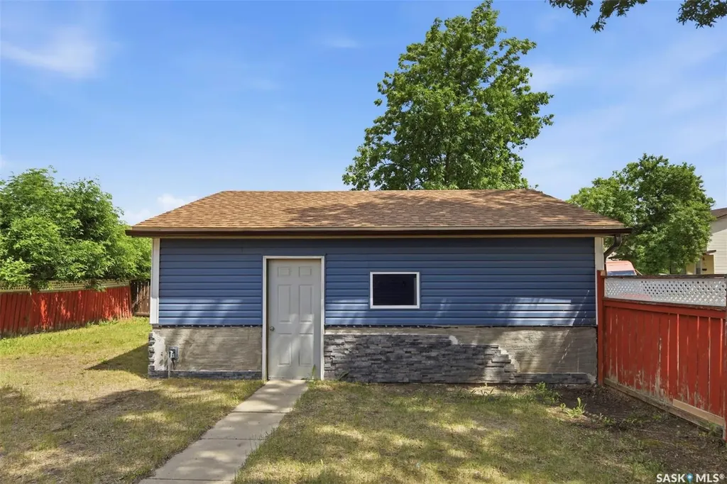 483 Wakabayashi Crescent Saskatoon SK S7K 7M6