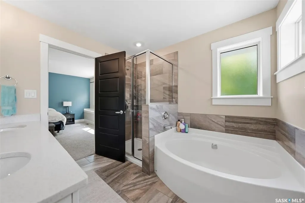 3220 11th Street Saskatoon SK S7M 5M4
