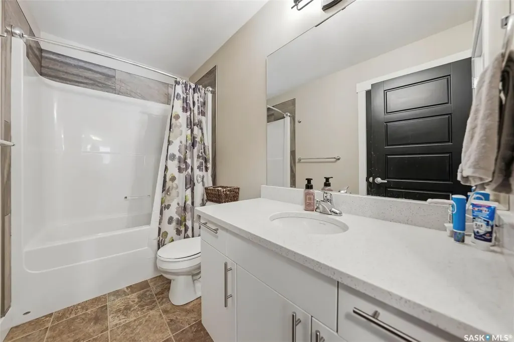 3220 11th Street Saskatoon SK S7M 5M4