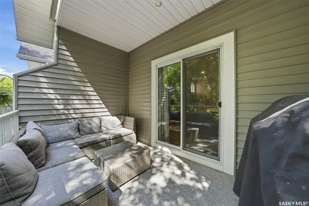 3220 11th Street Saskatoon SK S7M 5M4