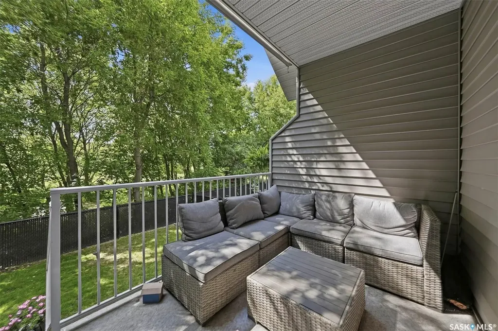 3220 11th Street Saskatoon SK S7M 5M4