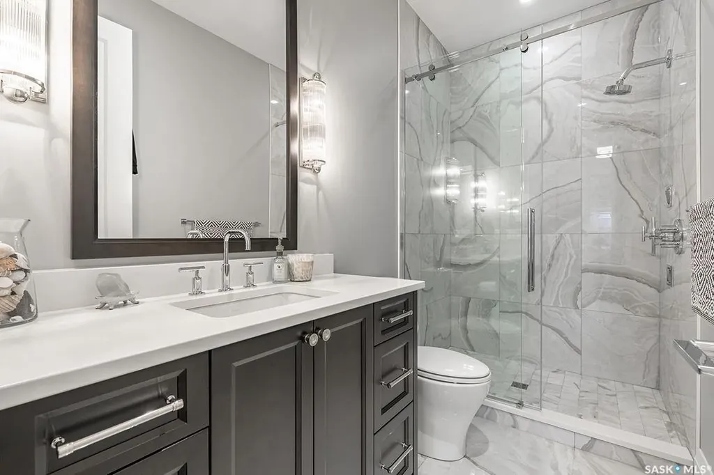 404 Cartwright Street Saskatoon SK S7T 0W6