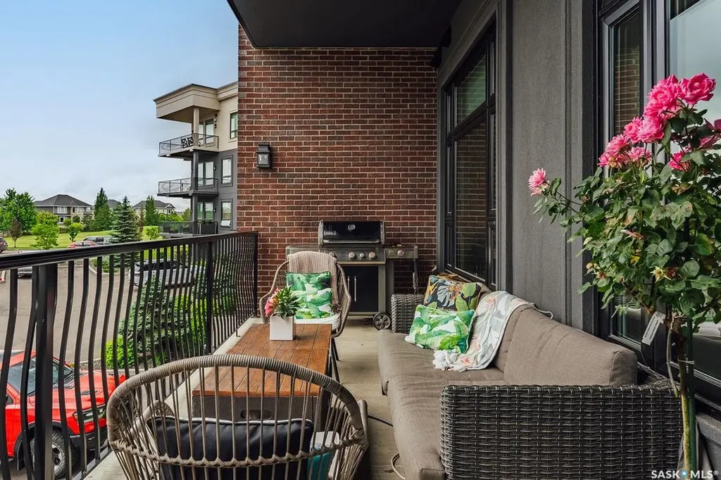 404 Cartwright Street Saskatoon SK S7T 0W6