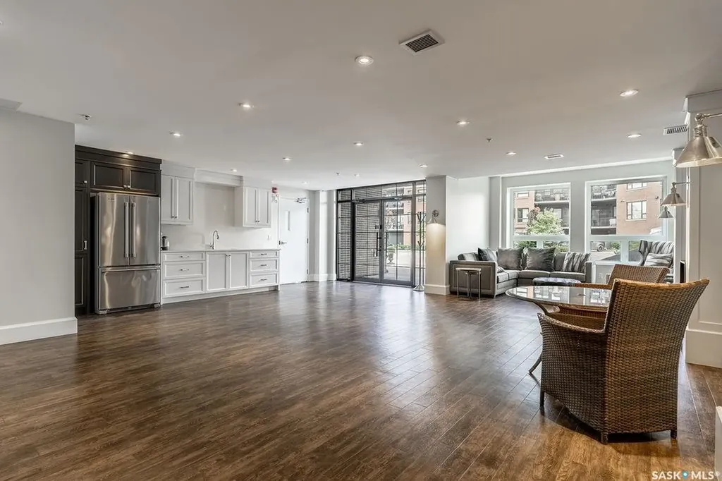 404 Cartwright Street Saskatoon SK S7T 0W6