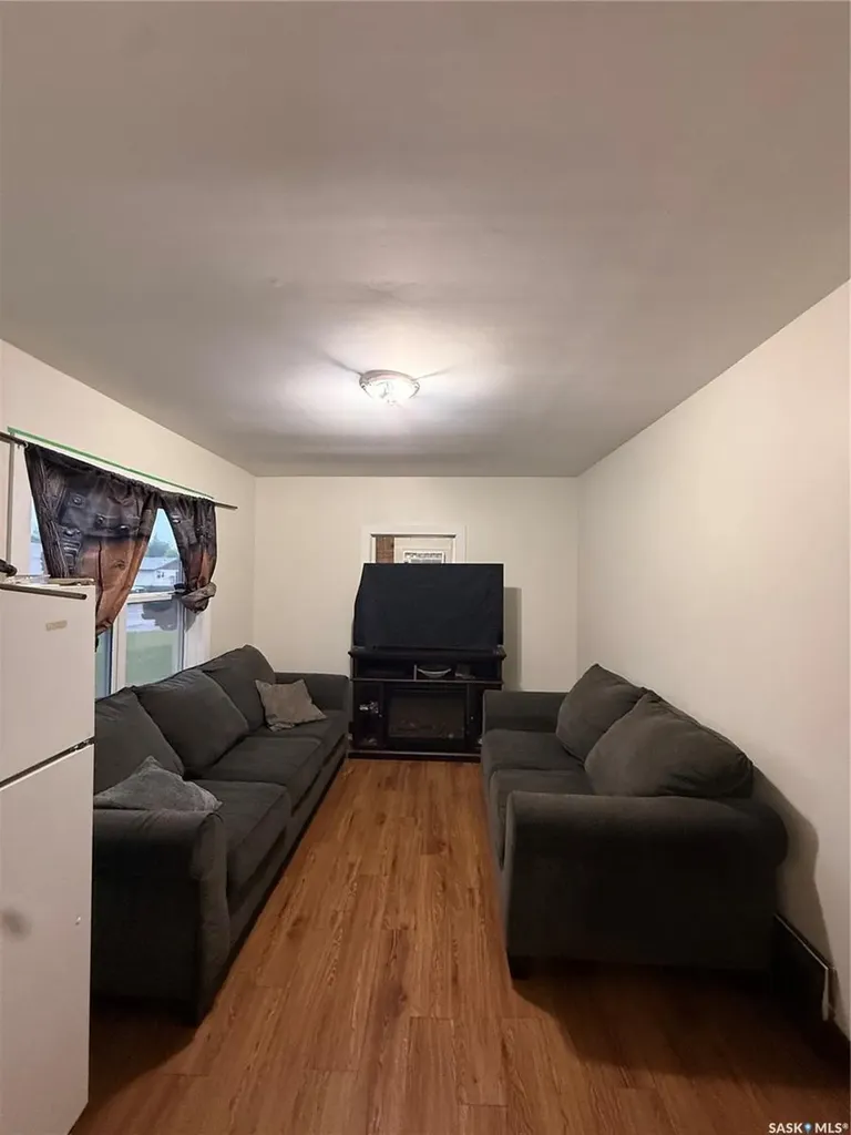 982 12th Street W Prince Albert SK S6V 3C7