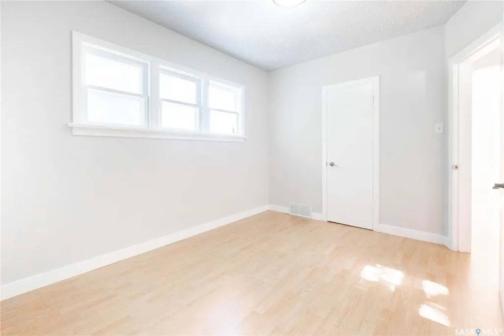 1414 Grey Street Regina SK S4T 5H6
