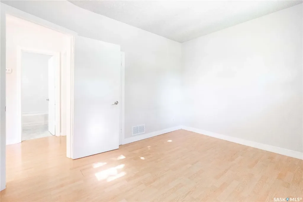 1414 Grey Street Regina SK S4T 5H6