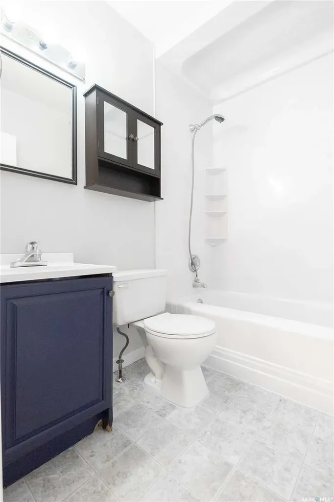 1414 Grey Street Regina SK S4T 5H6