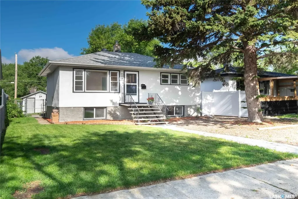 1414 Grey Street Regina SK S4T 5H6