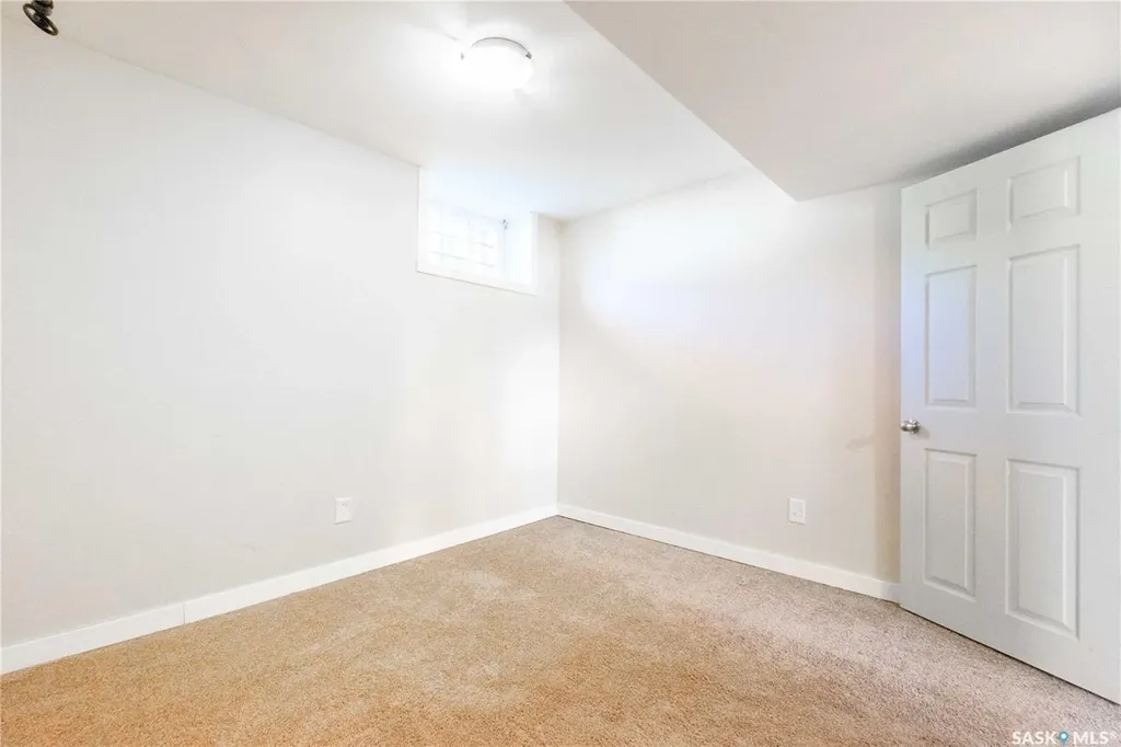 1414 Grey Street Regina SK S4T 5H6