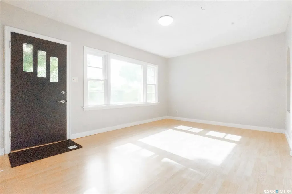1414 Grey Street Regina SK S4T 5H6