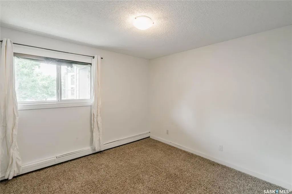 425 115th Street E Saskatoon SK S7N 2E5