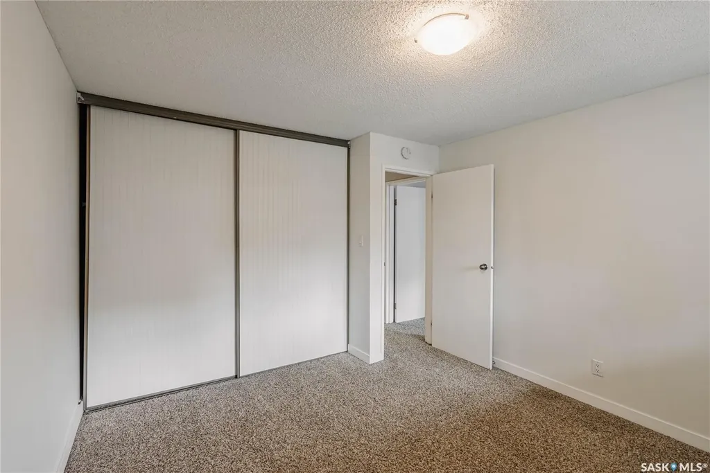 425 115th Street E Saskatoon SK S7N 2E5