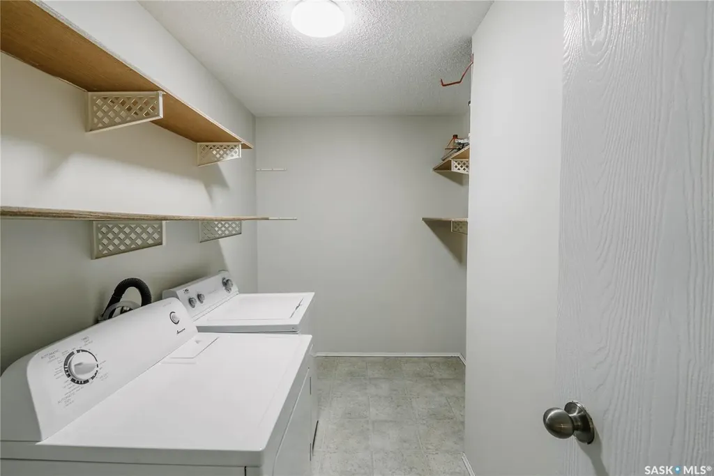 425 115th Street E Saskatoon SK S7N 2E5