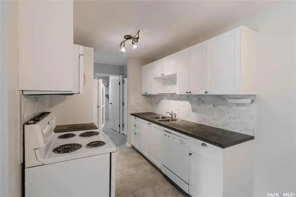 425 115th Street E Saskatoon SK S7N 2E5
