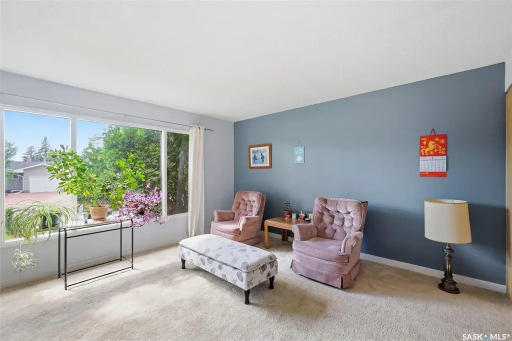 101 Salisbury Drive Saskatoon SK S7H 4B7