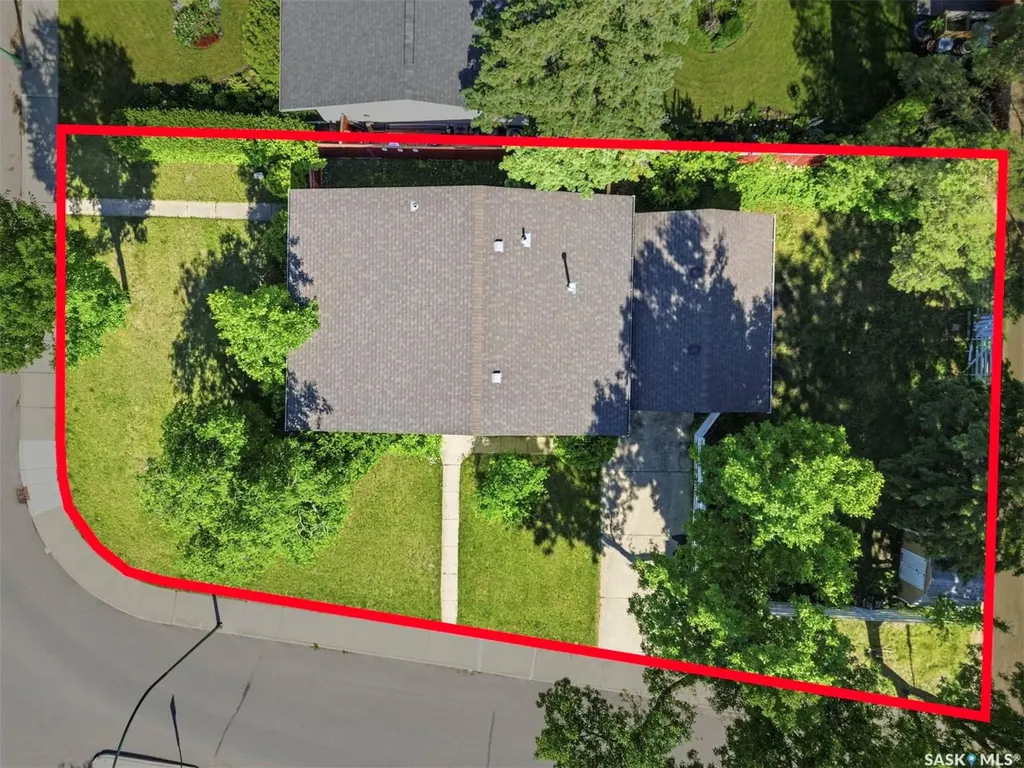 101 Salisbury Drive Saskatoon SK S7H 4B7